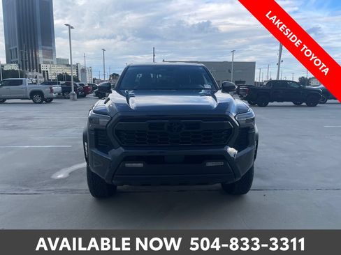 Used 2024 Toyota Tacoma TRD Off-Road w/ TRD Off Road Upgrade Package AWD/4WD image 8