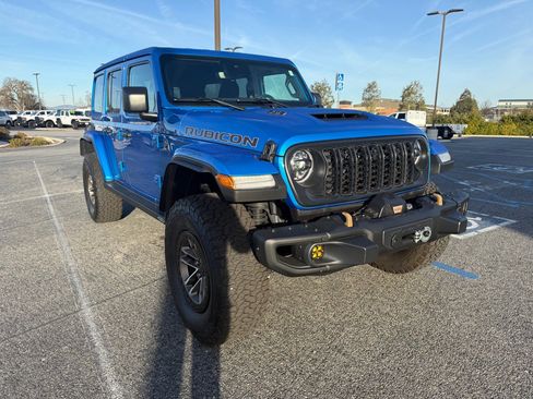 Used 2024 Jeep Wrangler Unlimited Rubicon 392 image 5