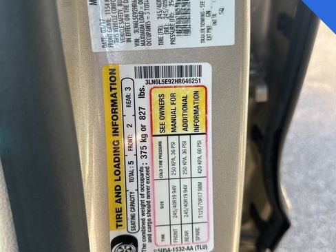 Used 2017 Lincoln MKZ Reserve w/ Climate Package FWD image 13