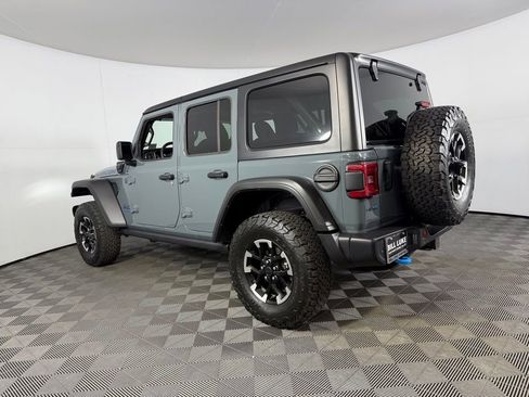 Used 2025 Jeep Wrangler Unlimited Rubicon 4xe w/ Safety Group AWD/4WD image 8