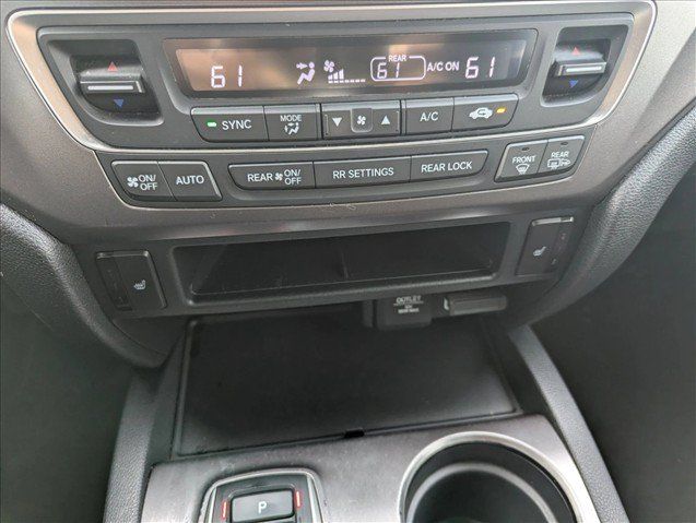 Used 2022 Honda Pilot Sport image 19