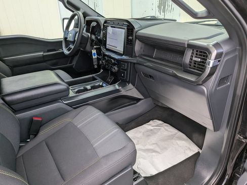 Used 2024 Ford F150 STX RWD image 13