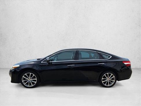 Used 2015 Toyota Avalon XLE Touring FWD image 9