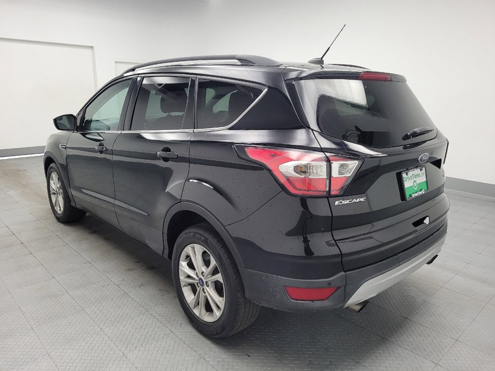 Used 2017 Ford Escape SE w/ Equipment Group 201A FWD image 5