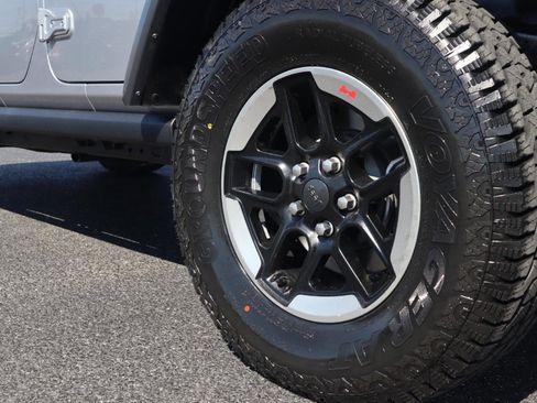 Used 2018 Jeep Wrangler Unlimited Rubicon AWD/4WD image 30