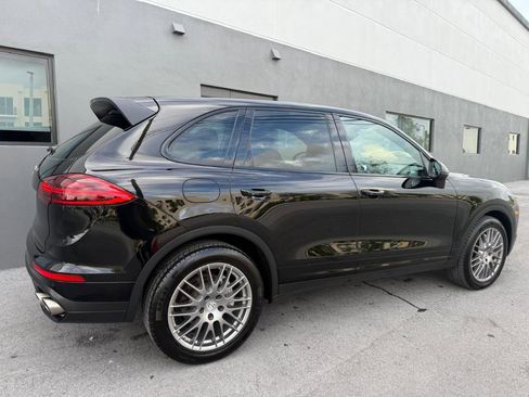 Used 2016 Porsche Cayenne S AWD/4WD image 14