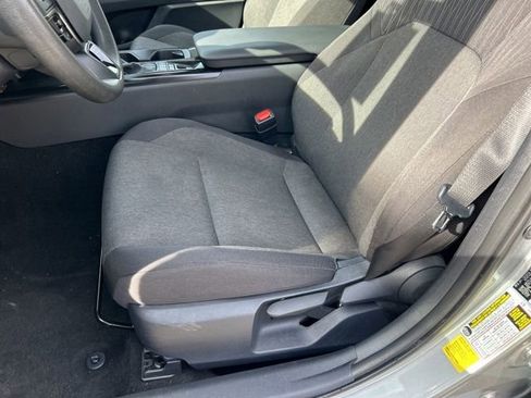 Used 2025 Toyota Camry LE image 9