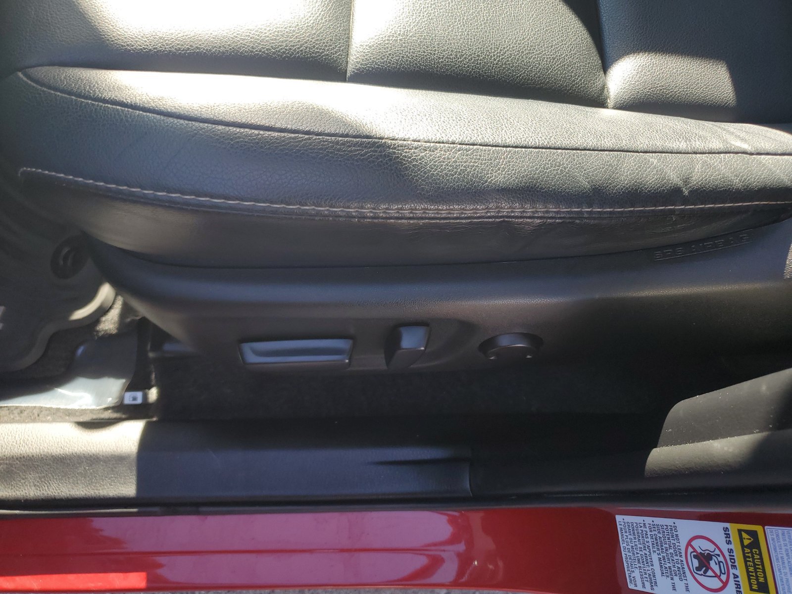 Used 2014 Toyota RAV4 Limited w/ Technology Package AWD/4WD image 18
