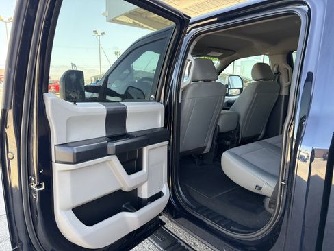 Used 2021 Ford F250 XL w/ STX Appearance Package AWD/4WD image 7