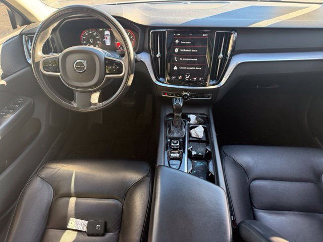 Used 2020 Volvo S60 T6 Momentum w/ Protection Package Premier AWD/4WD image 9