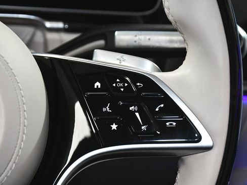 Used 2022 Mercedes-Benz S 500 4MATIC image 45