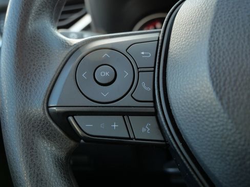 Certified 2025 Toyota RAV4 XLE image 27