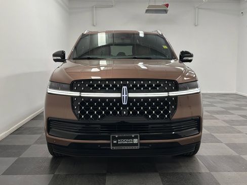 Used 2025 Lincoln Navigator L Black Label image 3