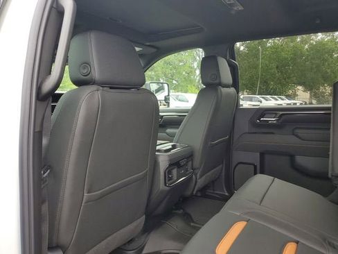 New 2026 GMC Sierra 3500 AT4 w/ AT4 Premium Plus Package AWD/4WD image 11