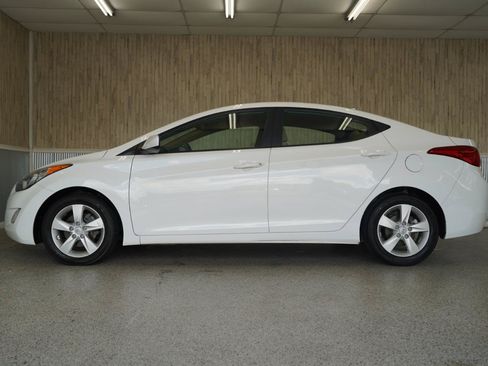 Used 2012 Hyundai Elantra GLS w/ Preferred Pkg 3 FWD image 5