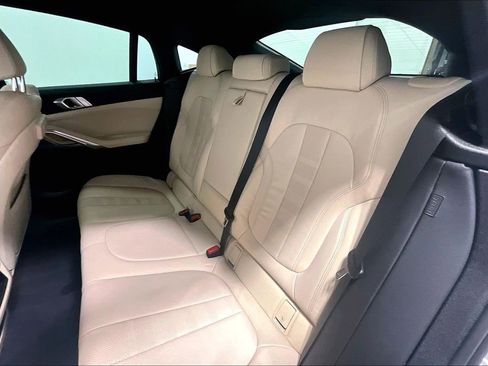 Used 2022 BMW X6 xDrive40i image 27