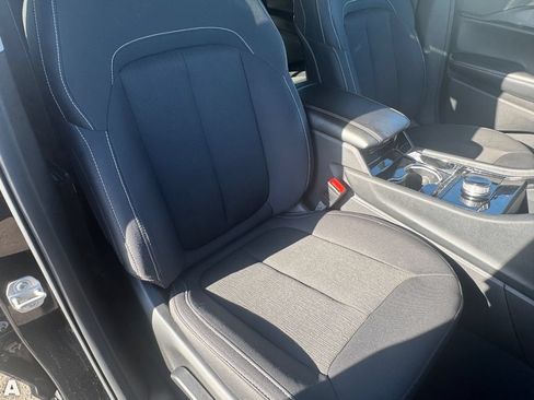 Certified 2023 Jeep Grand Cherokee L Laredo AWD/4WD image 20