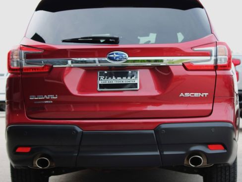 Used 2025 Subaru Ascent Premium AWD/4WD image 18
