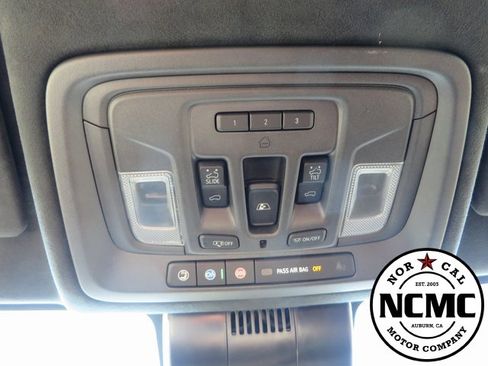 Used 2024 GMC Sierra 3500 Denali Ultimate image 37