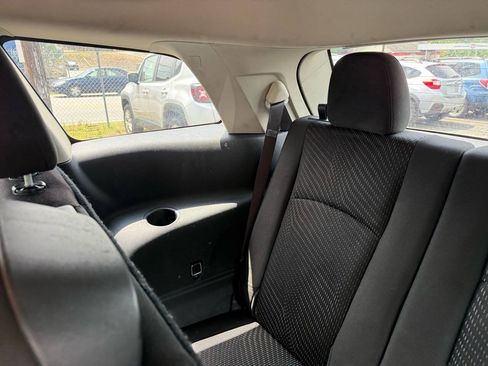 Used 2017 Dodge Journey SE w/ Flexible Seating Group FWD image 16
