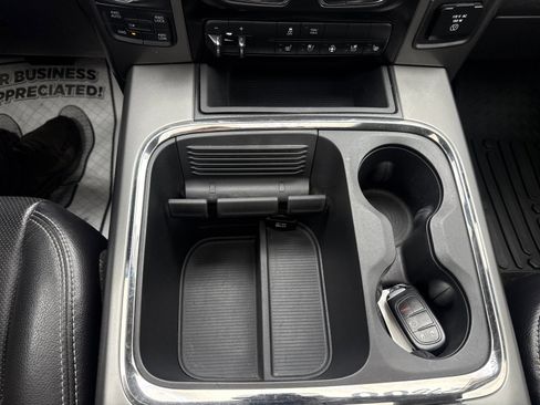 Used 2017 RAM 1500 Sport w/ Black Ram 1500 Sport Group AWD/4WD image 21