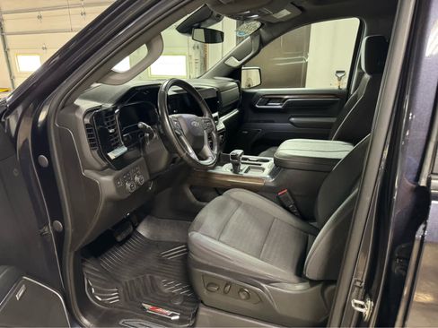 Certified 2023 Chevrolet Silverado 1500 RST image 35