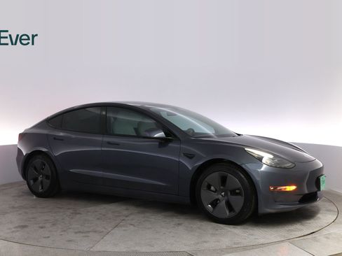 Used 2021 Tesla Model 3 Long Range AWD/4WD image 14