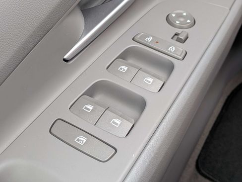Certified 2026 Hyundai Elantra SEL FWD image 21