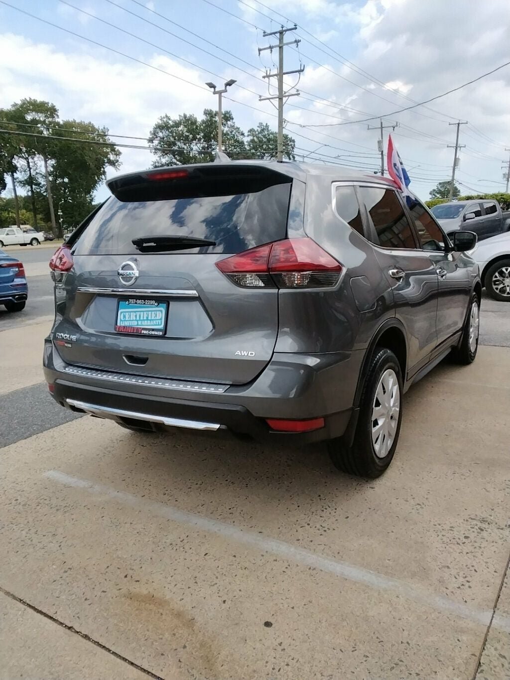 Used 2020 Nissan Rogue S AWD/4WD image 4