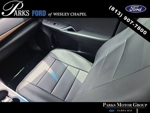 Used 2015 Toyota Camry LE FWD image 14