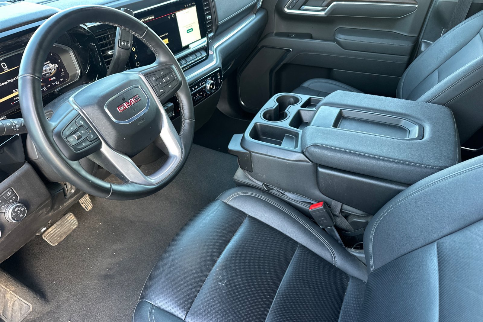 Used 2026 GMC Sierra 1500 SLT AWD/4WD image 10