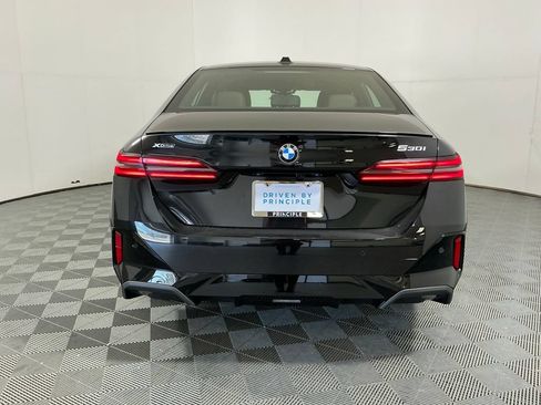 New 2027 BMW 530i xDrive w/ M Sport Package AWD/4WD image 6
