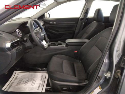 Used 2025 Nissan Altima 2.5 SV image 26