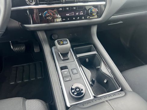 Certified 2022 Nissan Pathfinder SV w/ Cargo Package image 15