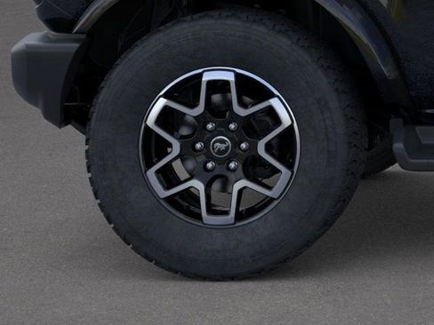 New 2025 Ford Bronco Outer Banks image 21