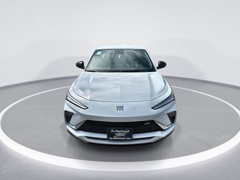 New 2026 Buick Envista Sport Touring w/ Convenience I Package image 3