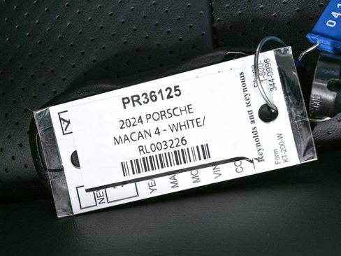 Certified 2024 Porsche Macan 4 Electric AWD/4WD image 39