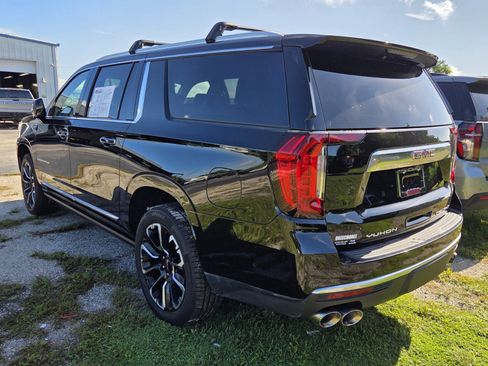 Certified 2023 GMC Yukon XL Denali w/ Denali Reserve Package AWD/4WD image 4