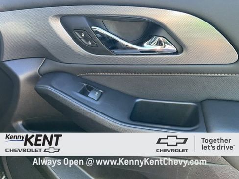 Certified 2021 Chevrolet Traverse Premier image 21