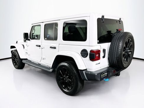 Used 2024 Jeep Wrangler Sahara w/ Technology Group image 5