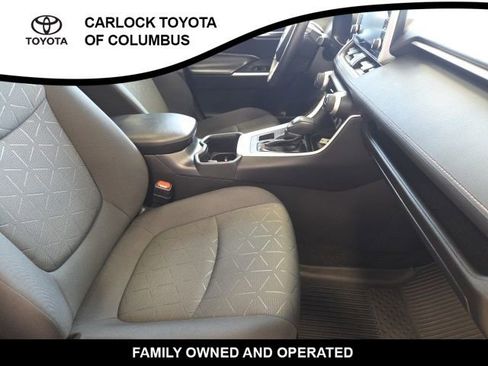 Used 2022 Toyota RAV4 XLE w/ Convenience Package image 20