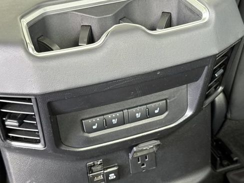Used 2025 Toyota Tundra Capstone AWD/4WD image 42