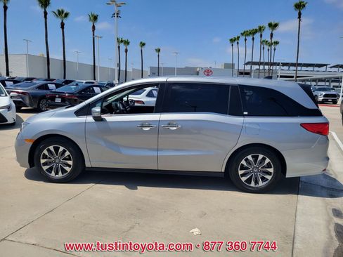 Used 2023 Honda Odyssey EX-L image 7