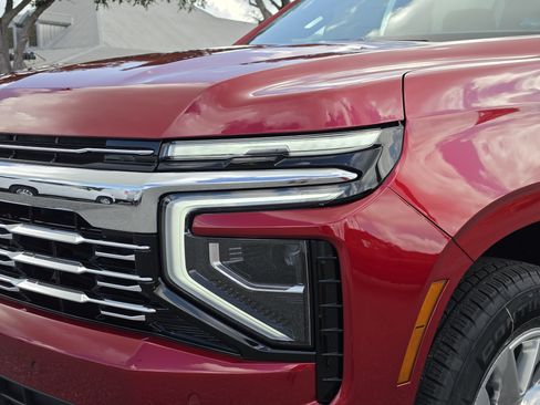 New 2026 Chevrolet Suburban Premier AWD/4WD image 13