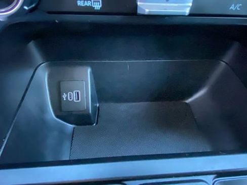 Used 2025 Ford F150 XLT w/ Equipment Group 301A Standard image 28