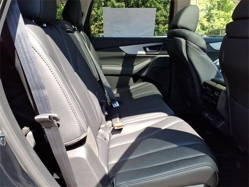 New 2026 Acura MDX SH-AWD image 9