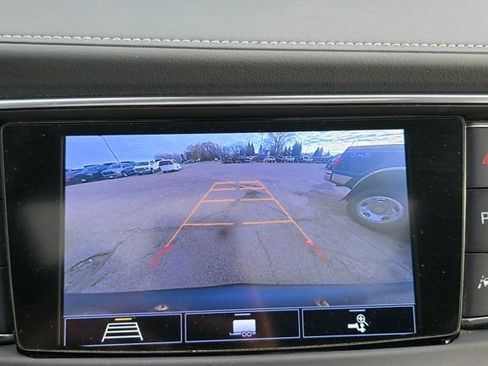 Used 2020 Buick Enclave Premium w/ Sun and Sites Package image 21