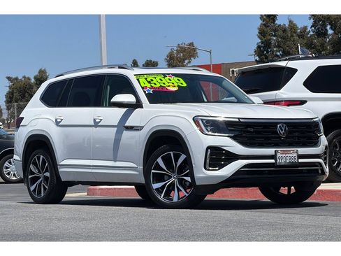 Used 2024 Volkswagen Atlas SEL Premium R-Line AWD/4WD image 2