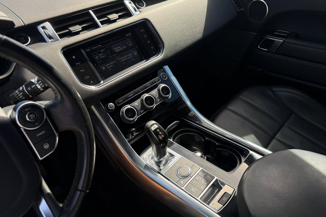 Used 2016 Land Rover Range Rover Sport HSE AWD/4WD image 13