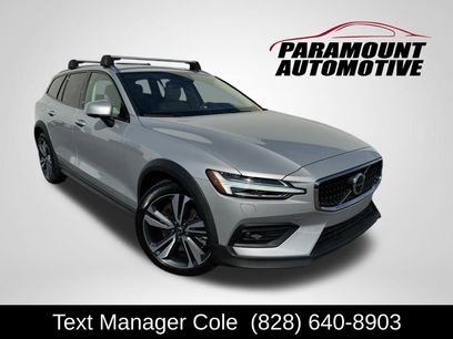 Used 2024 Volvo V60 B5 Cross Country Plus w/ Protection Package Premier